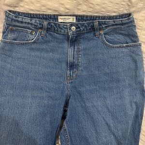 Abercrombie Curve Love 90s relaxed fit high rise